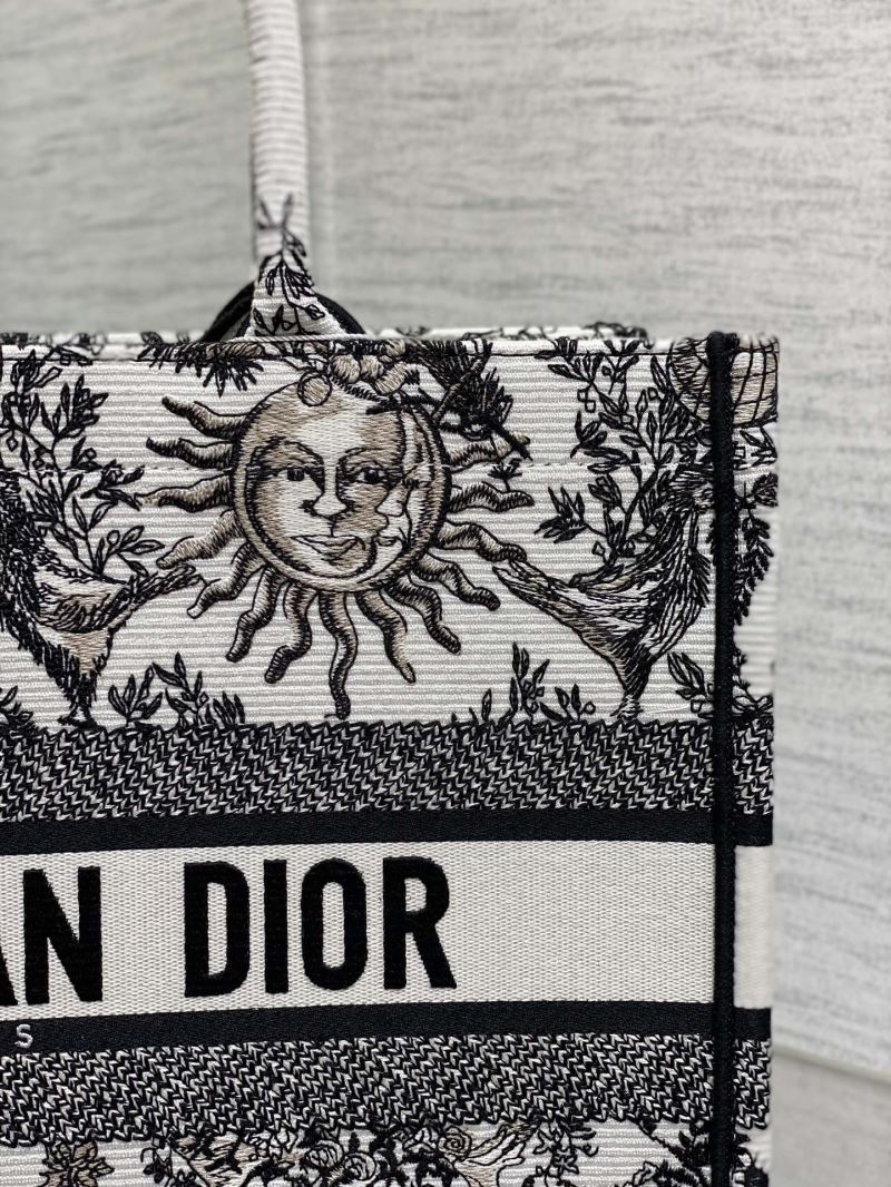 Dior Shopping Bags